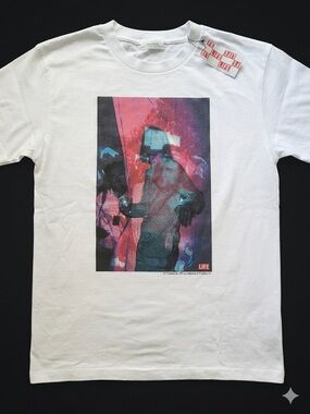 NWT JUNRED, Tokyo, Japan White Graphic Nirvana T-Shirt with Red & Blue Artwork